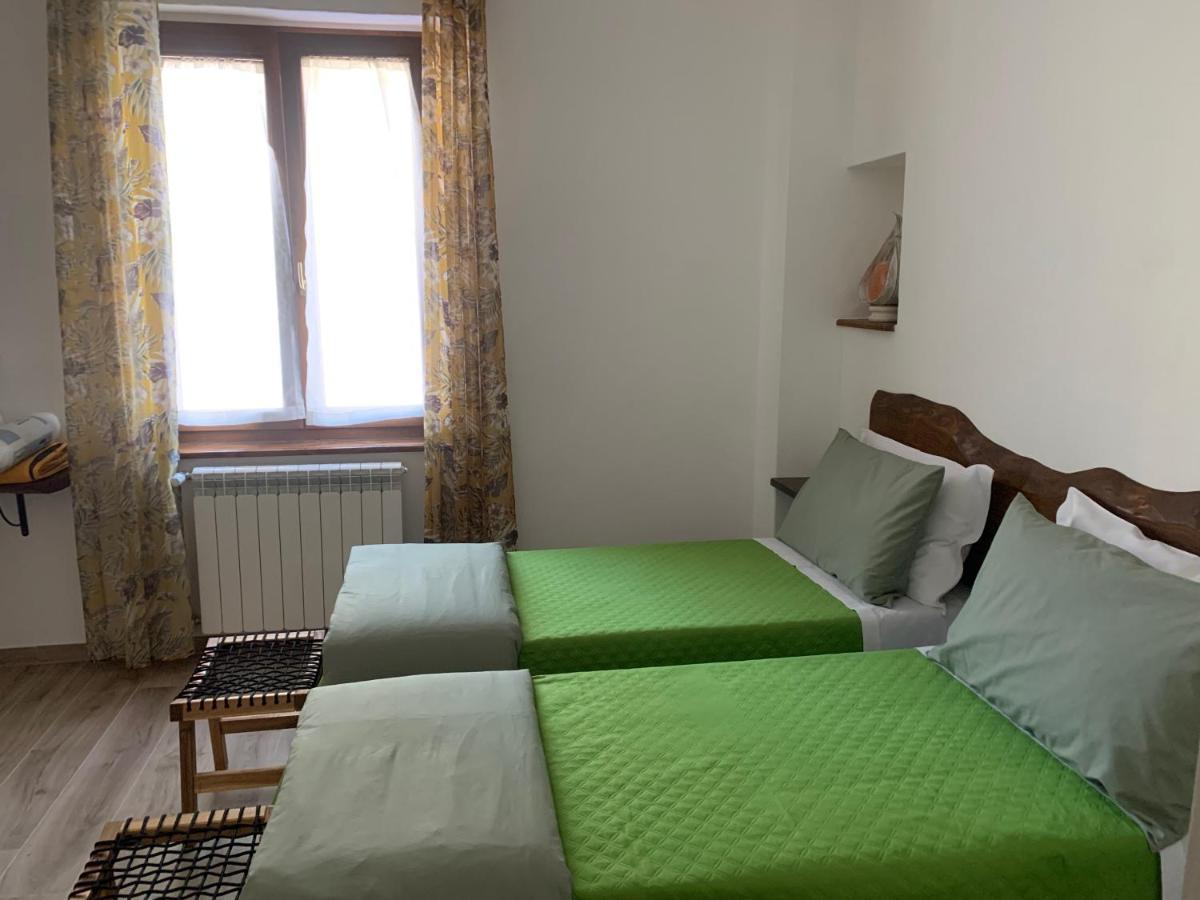 B & B Giu & Dany Bruscoli Zewnętrze zdjęcie